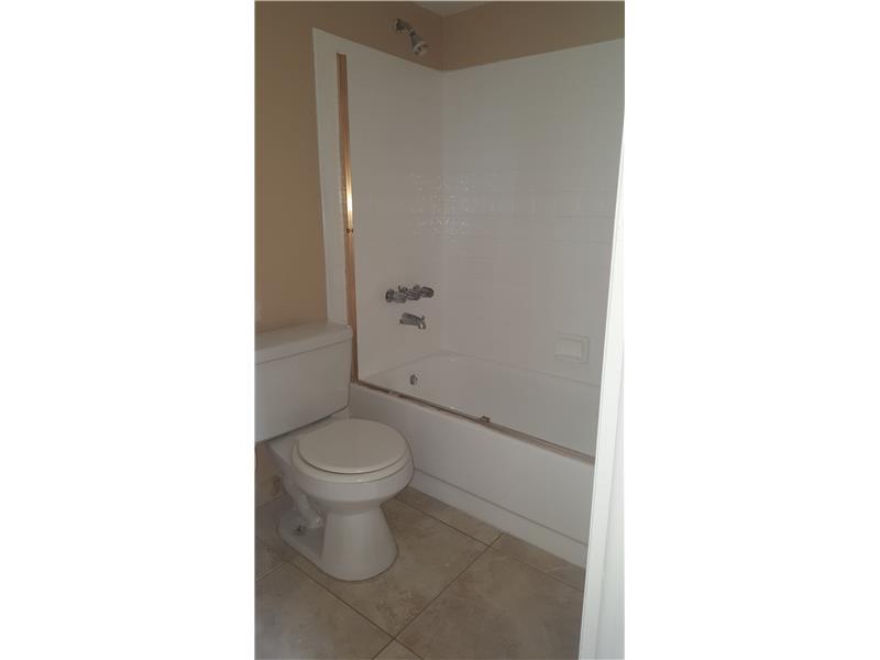 MANGO HILL CONDO NO 13 - Residential Lease