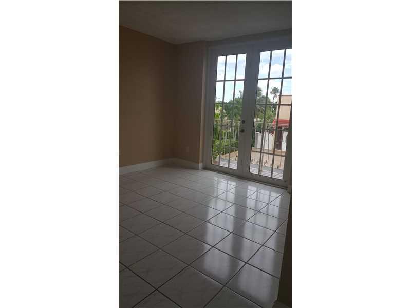 MANGO HILL CONDO NO 13 - Residential Lease