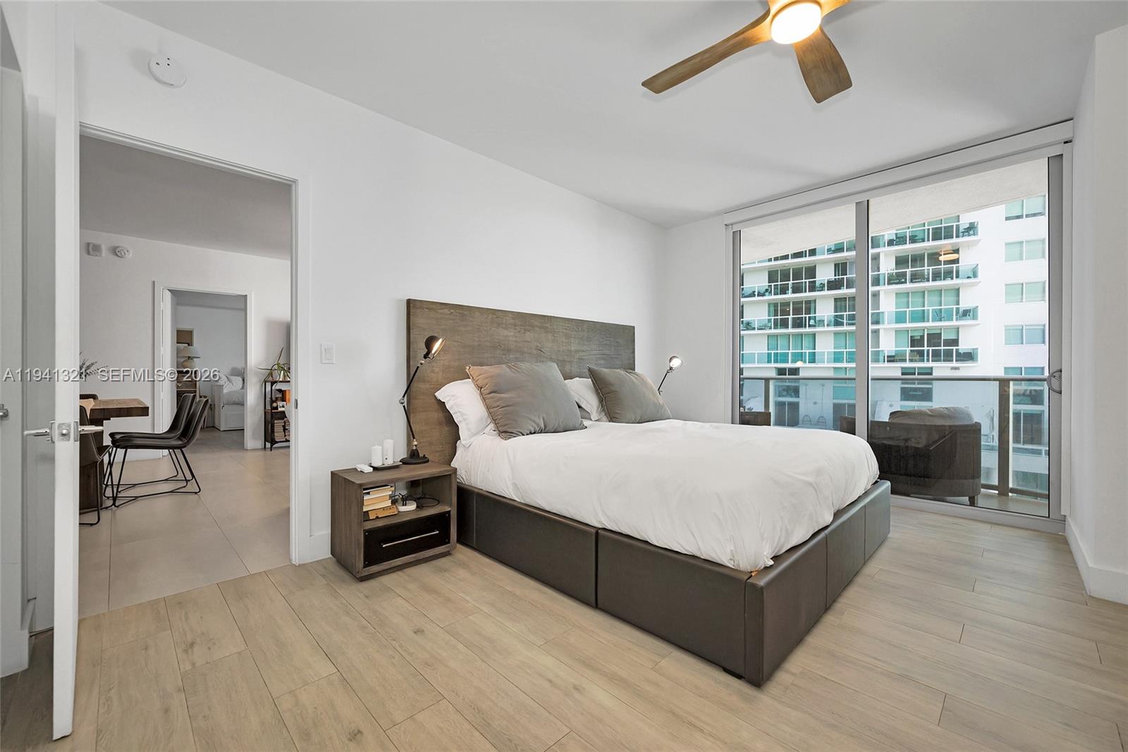 ARIA ON THE BAY CONDO - Residential