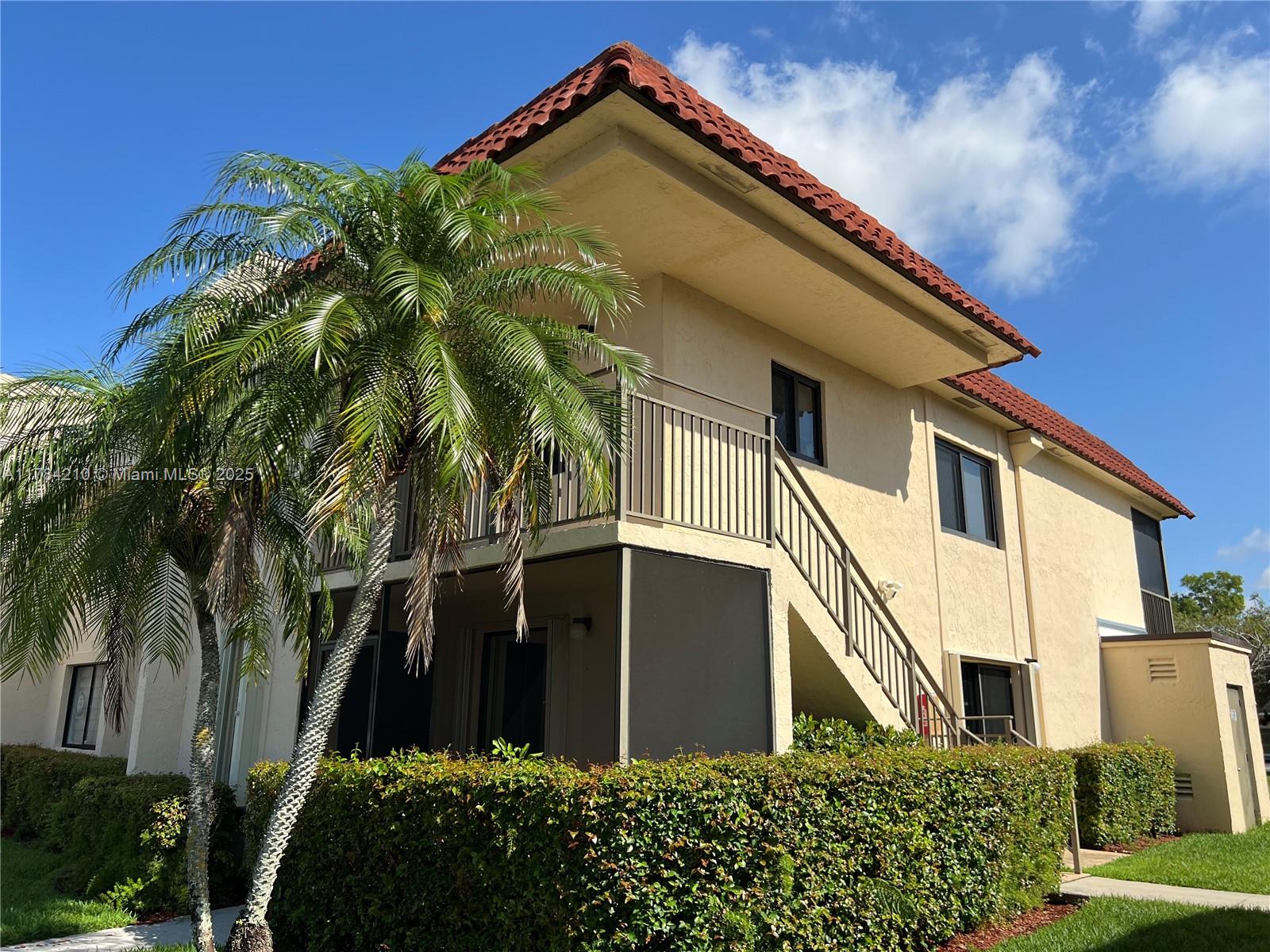 search properties 2 16461 Blatt Blvd 104