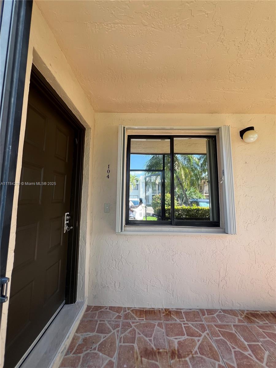 search properties 4 16461 Blatt Blvd 104