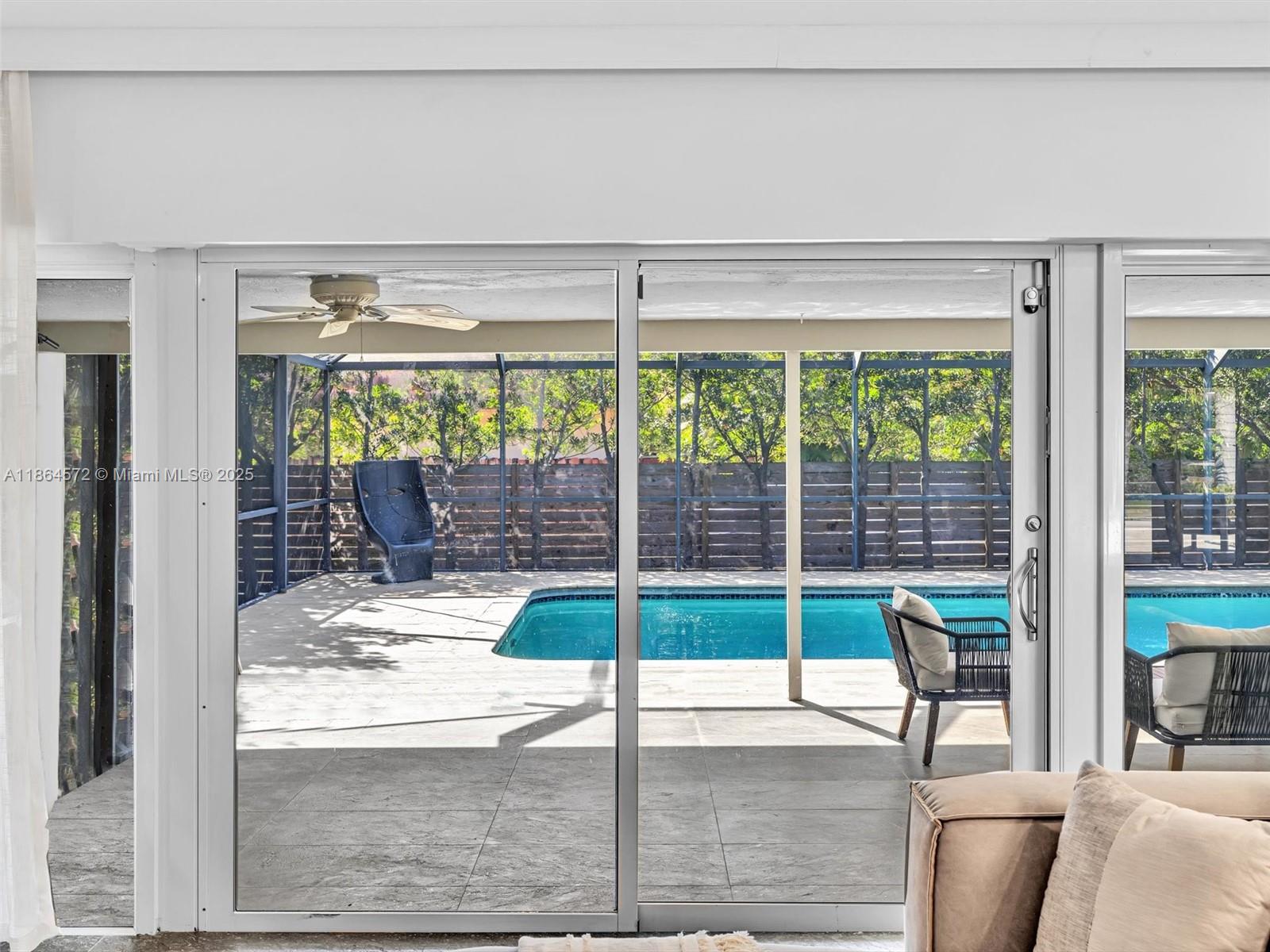 HOLLYWOOD LAKES SECTION - Residential Lease