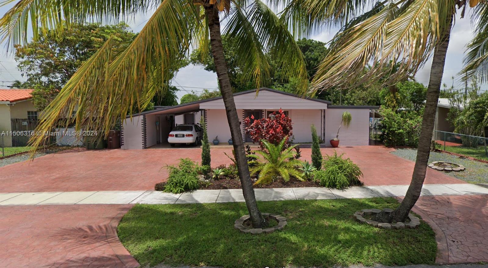 1365 W 63rd St St, Hialeah, Miami-Dade County, Florida - 6 Bedrooms  
3 Bathrooms - 