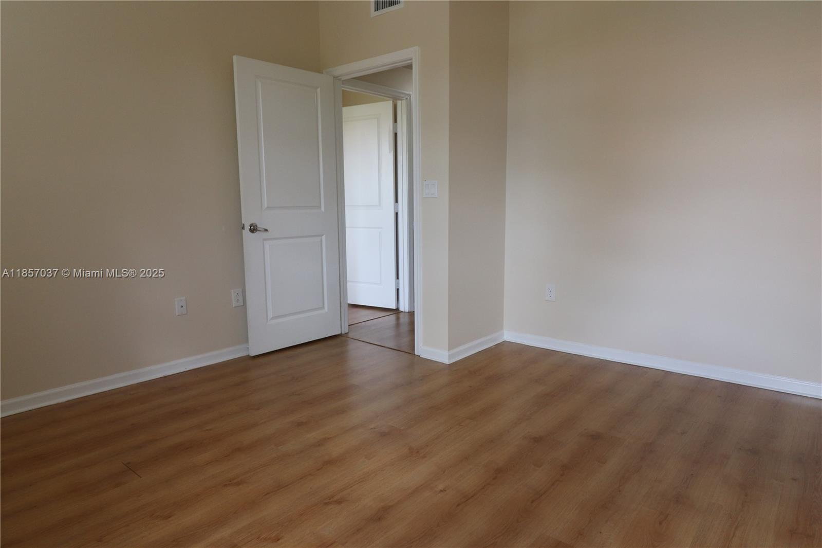 EL-AD POINCIANA CONDO - Residential Lease