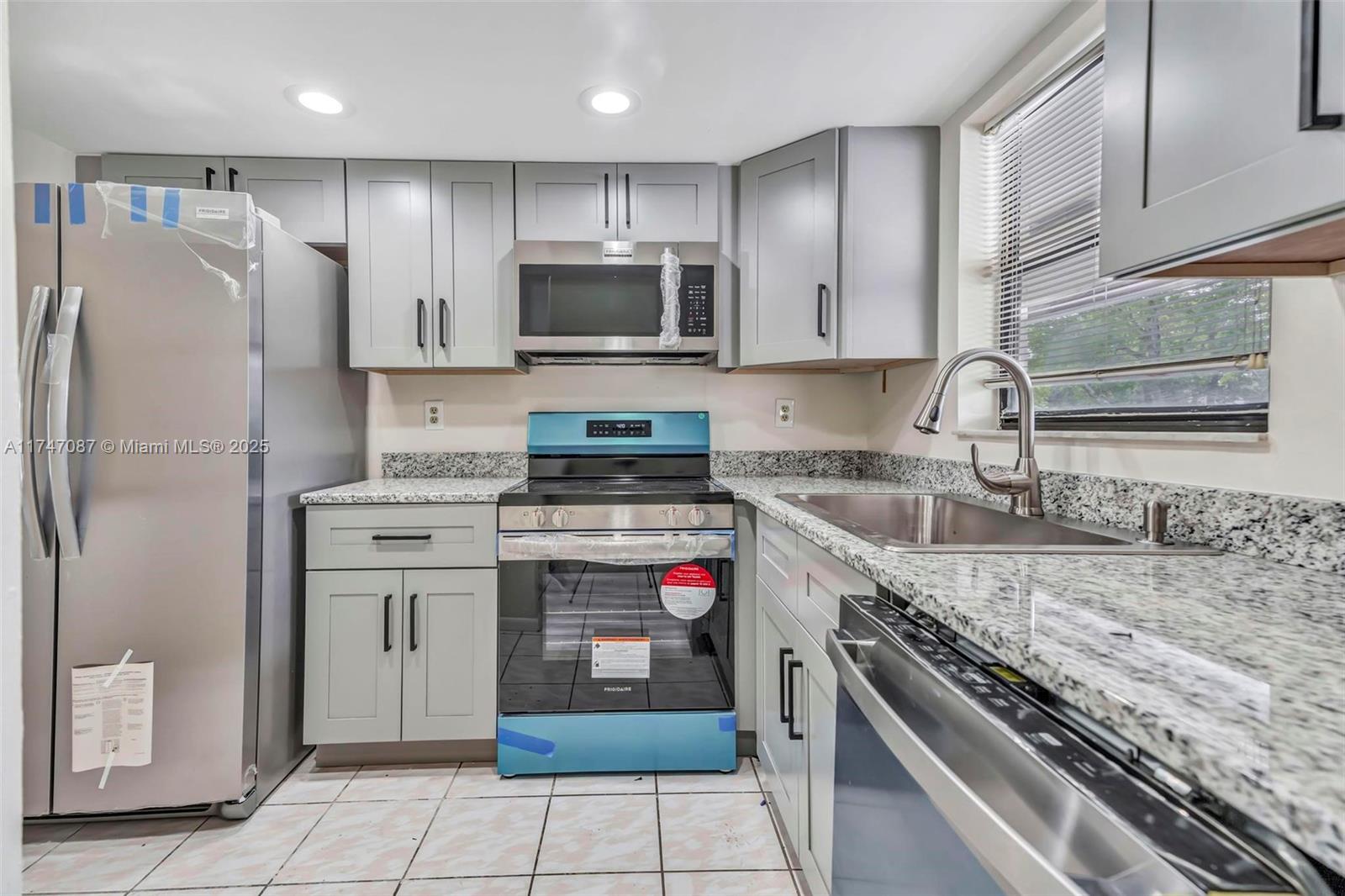 Rental Property at 6020 Shakerwood Cir 205, Tamarac, Broward County, Florida - Bedrooms: 2 
Bathrooms: 2  - $2,200 MO.