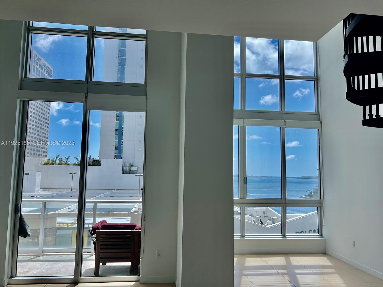 300 S Biscayne Blvd Loft 1028