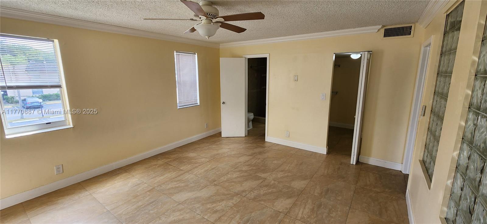 CORAL GARDENS II CONDO - Residential