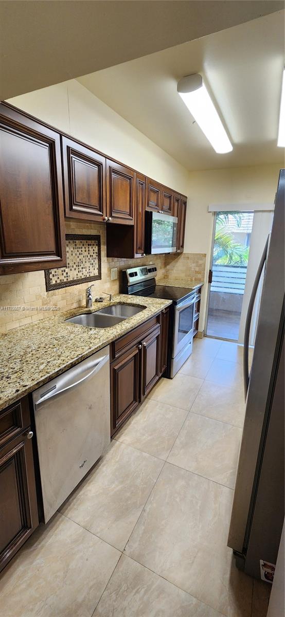 CORAL GARDENS II CONDO - Residential