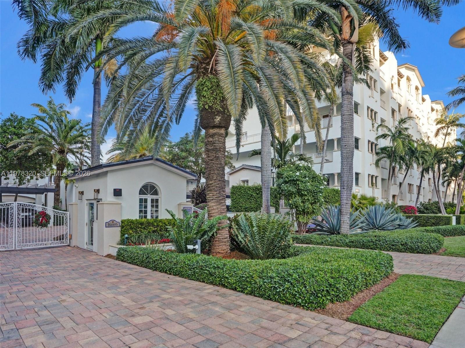 1415 Sunset Harbour Dr 202