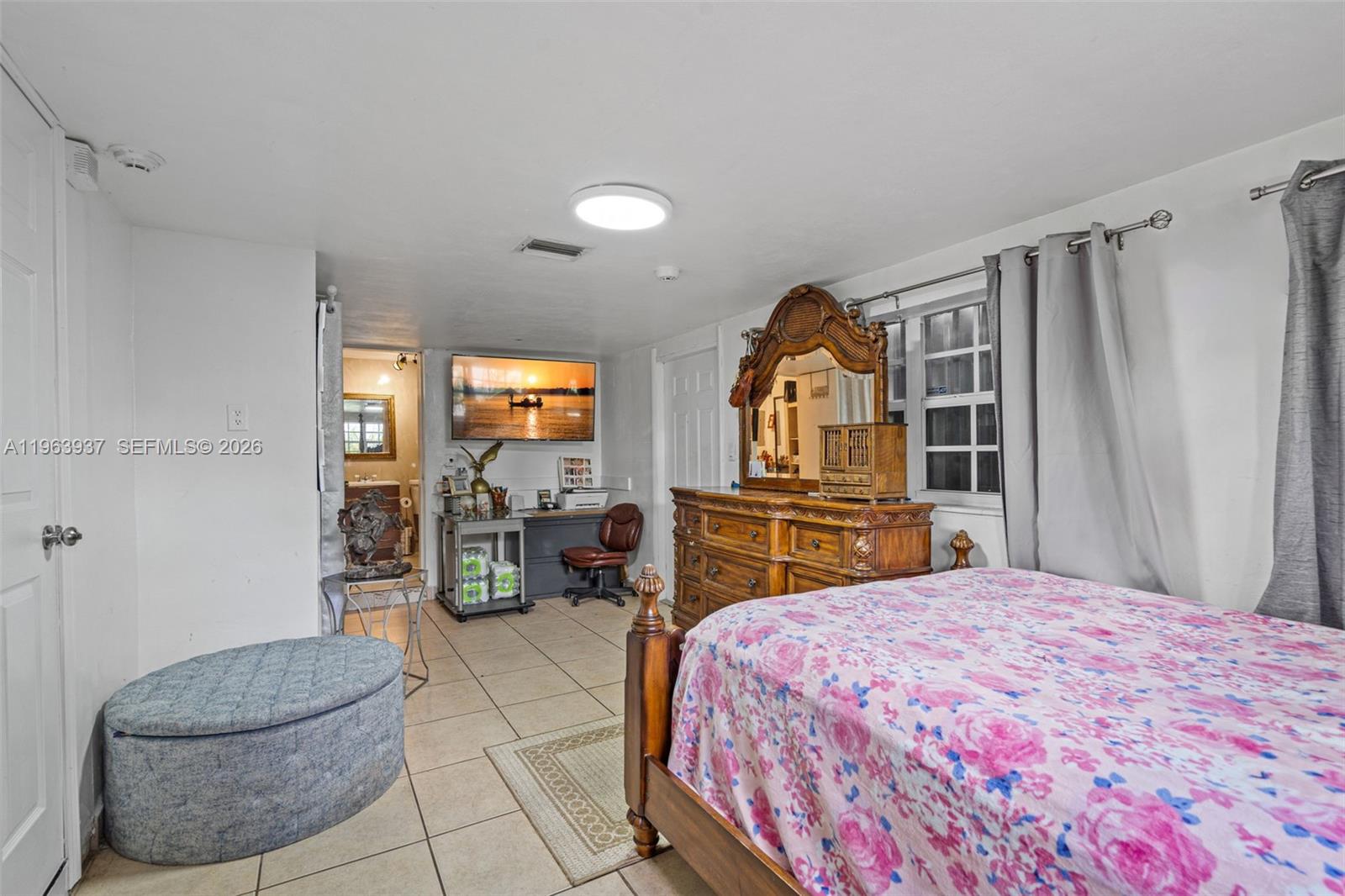 BEVERLY PARK - Residential