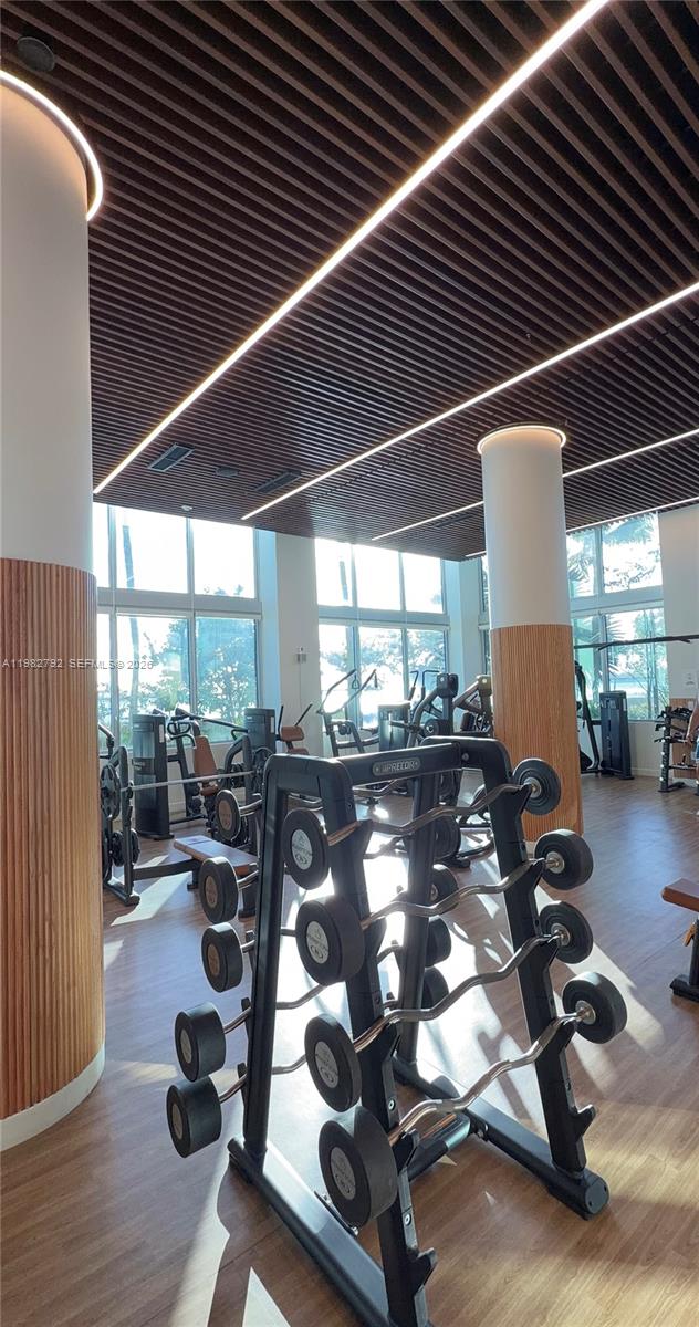 FLAMINGO SOUTH BEACH I CO - Residential Lease