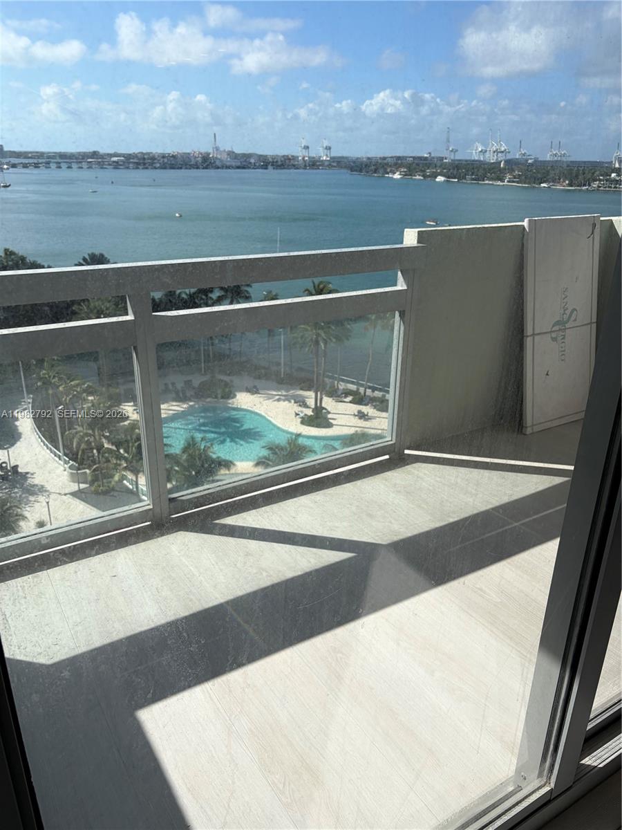 FLAMINGO SOUTH BEACH I CO - Residential Lease
