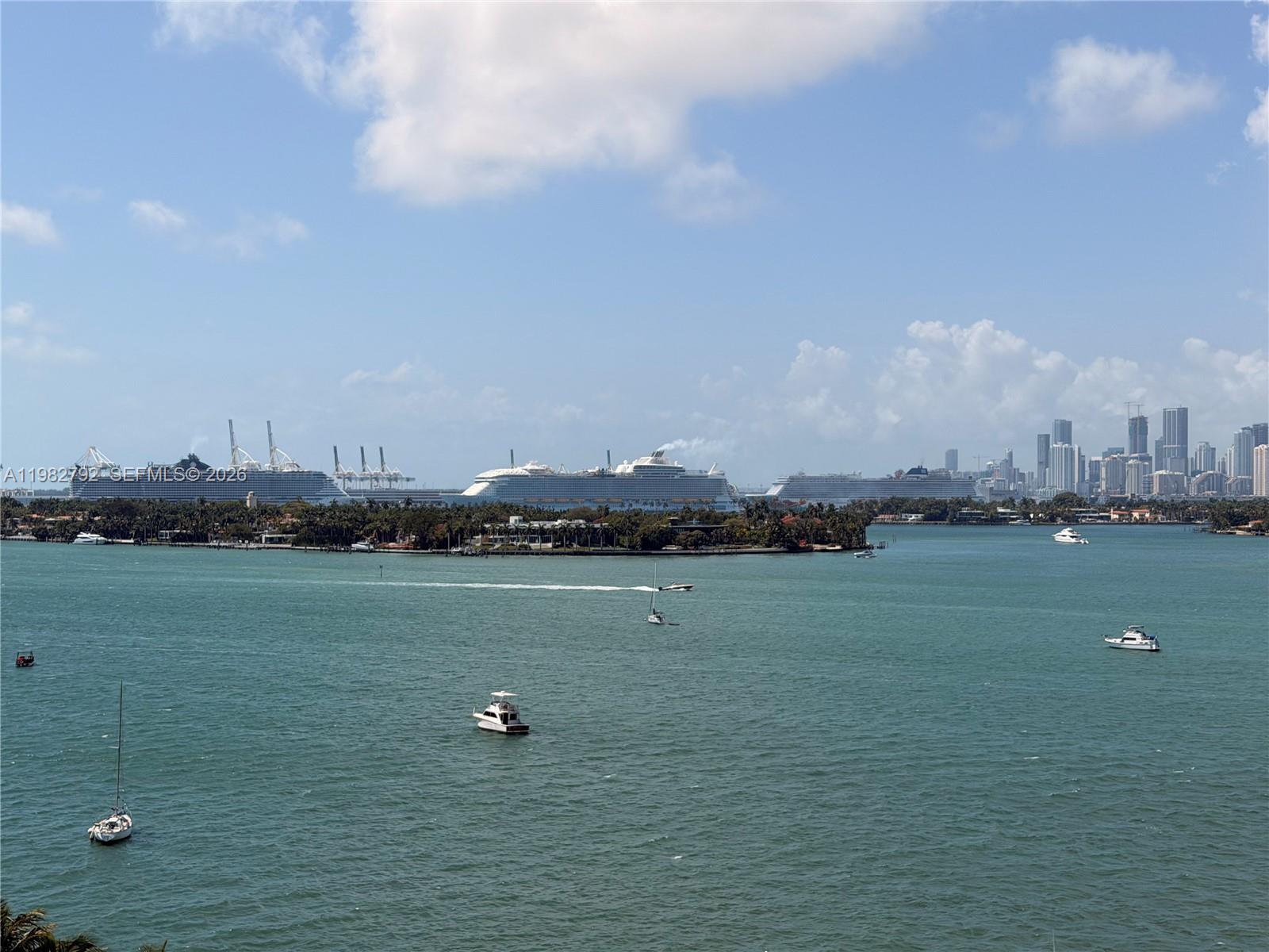 FLAMINGO SOUTH BEACH I CO - Residential Lease