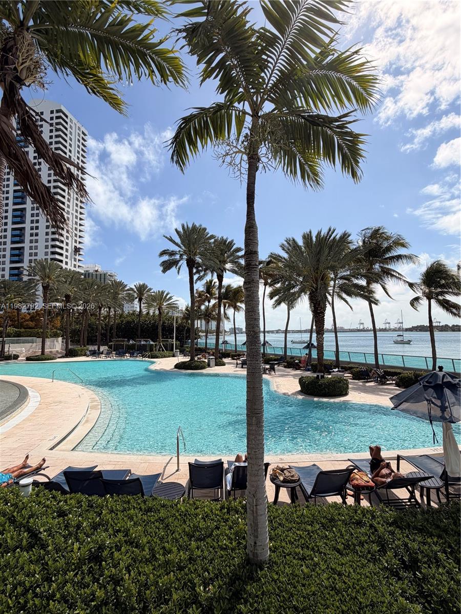 FLAMINGO SOUTH BEACH I CO - Residential Lease