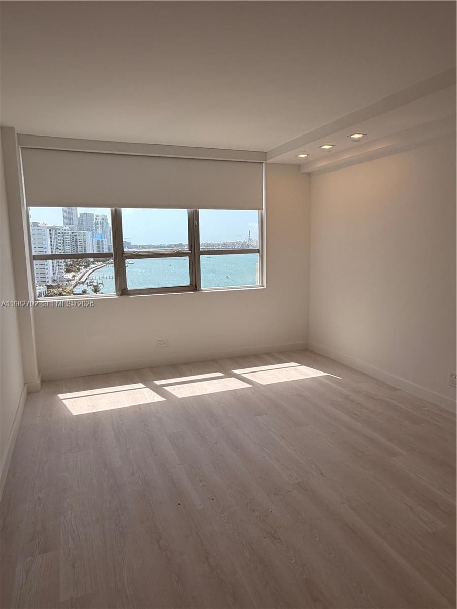 FLAMINGO SOUTH BEACH I CO - Residential Lease