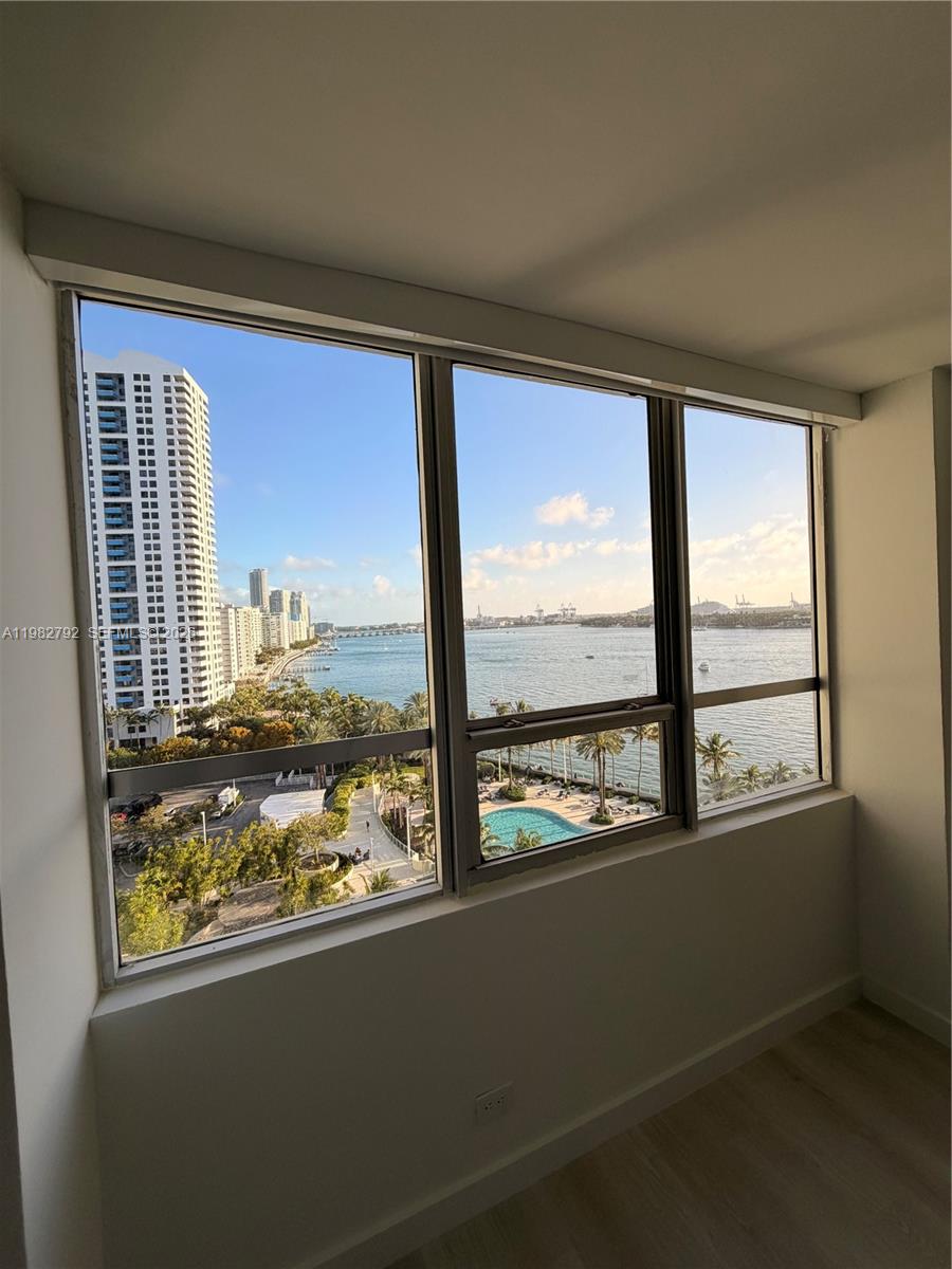 FLAMINGO SOUTH BEACH I CO - Residential Lease