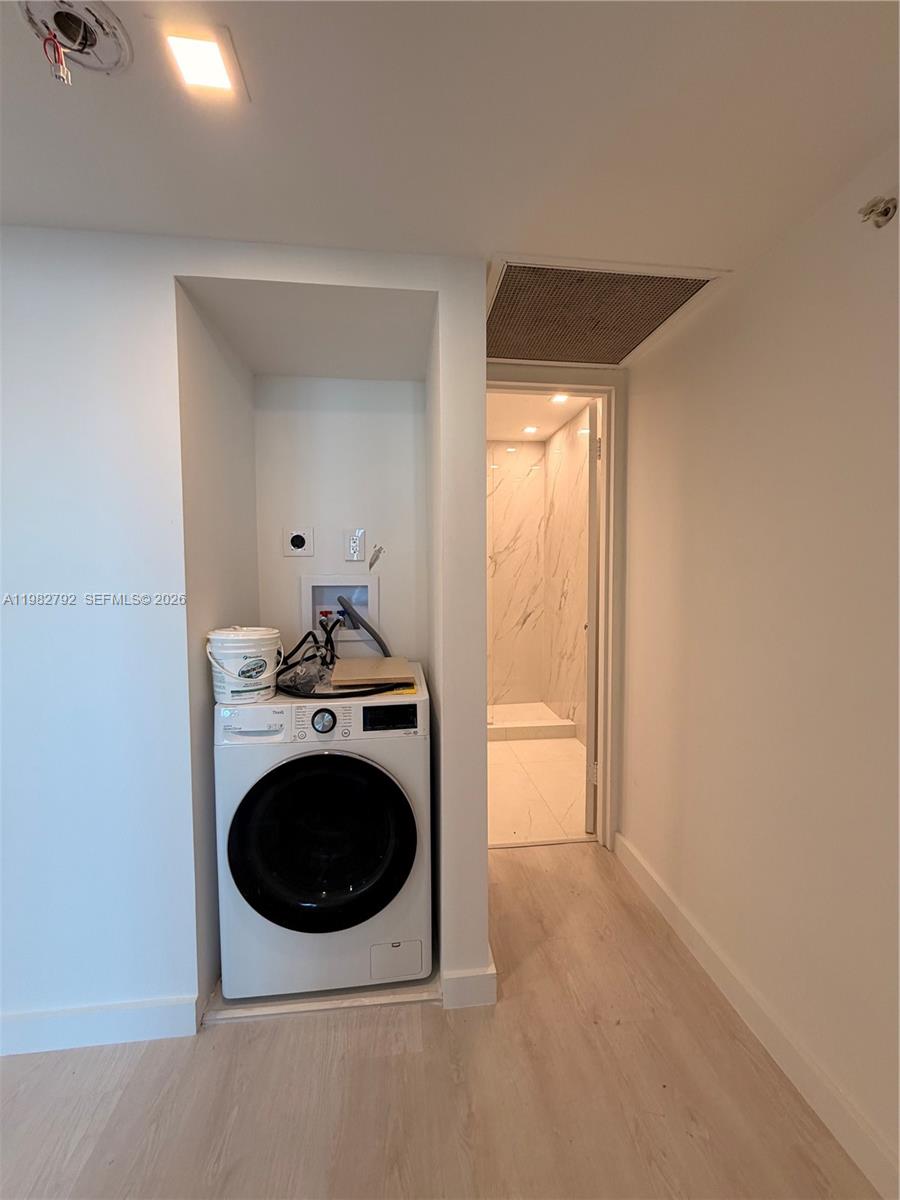 FLAMINGO SOUTH BEACH I CO - Residential Lease