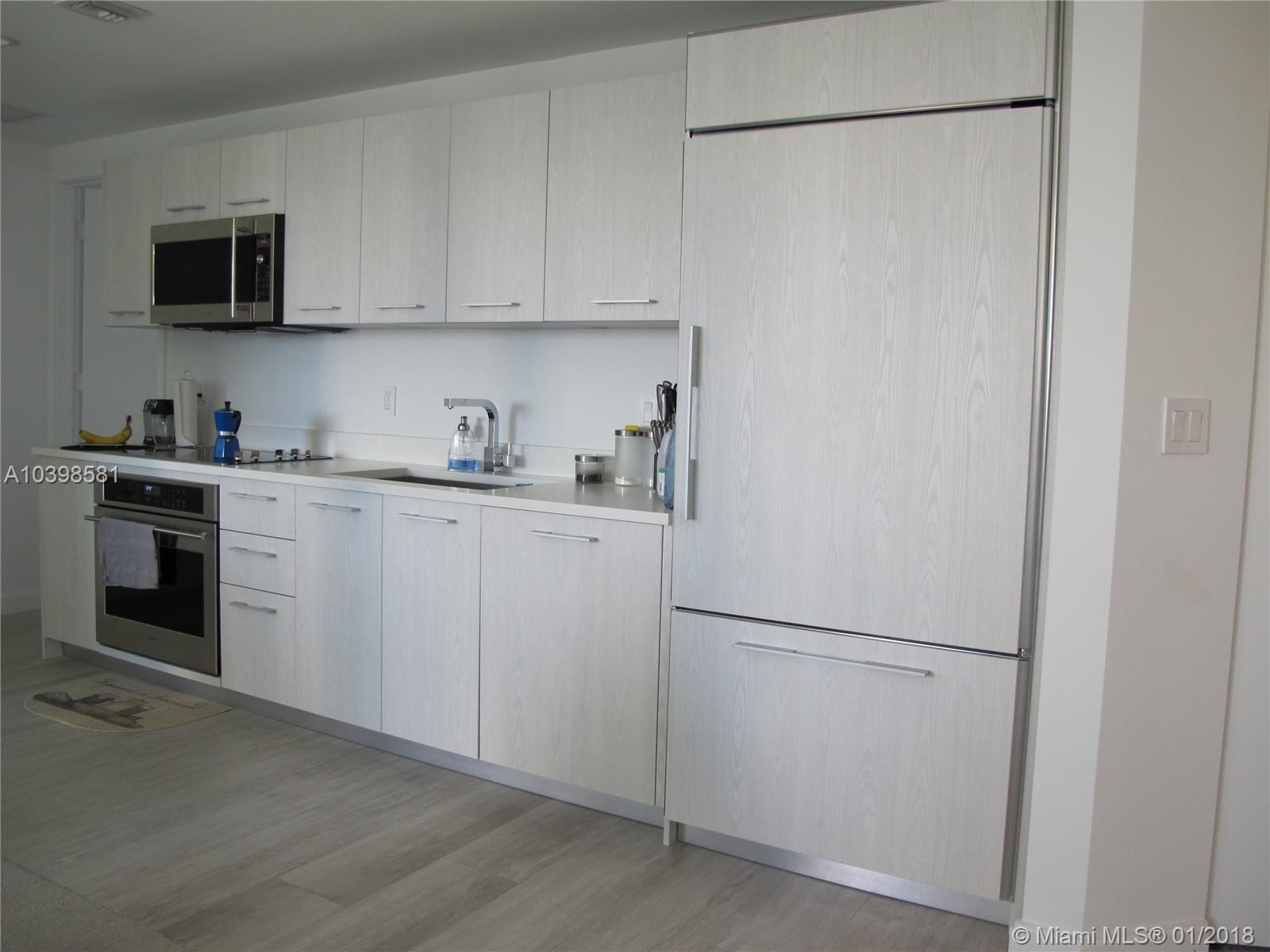 BRICKELL HEIGHTS EAST CON - Residential Lease