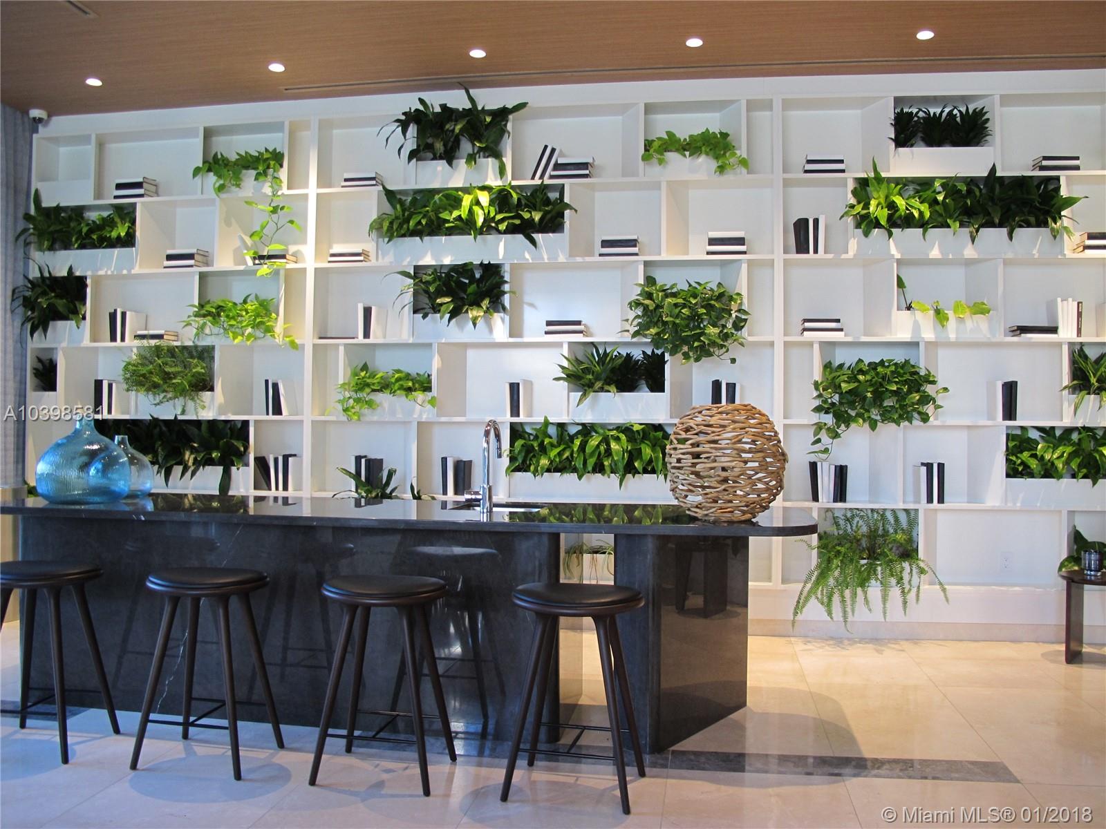 BRICKELL HEIGHTS EAST CON - Residential Lease