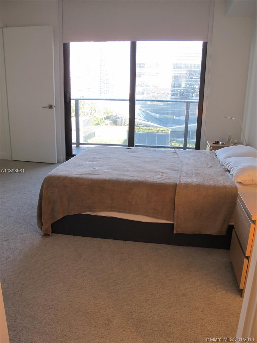 BRICKELL HEIGHTS EAST CON - Residential Lease