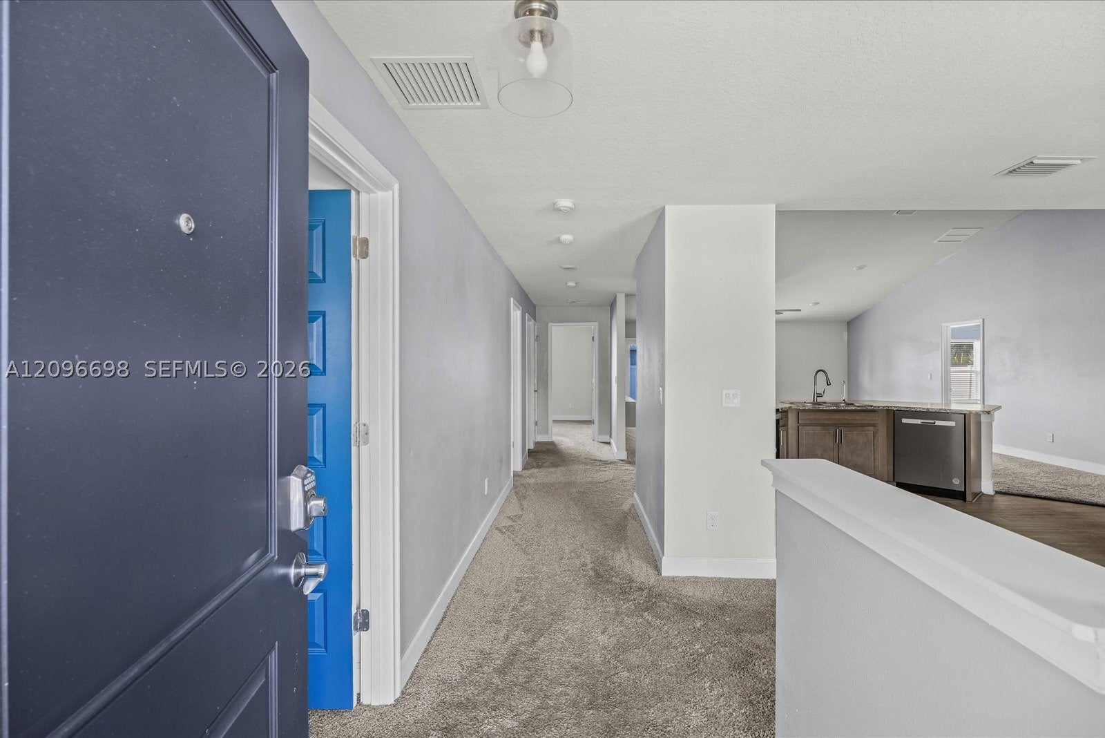 763 Altura St