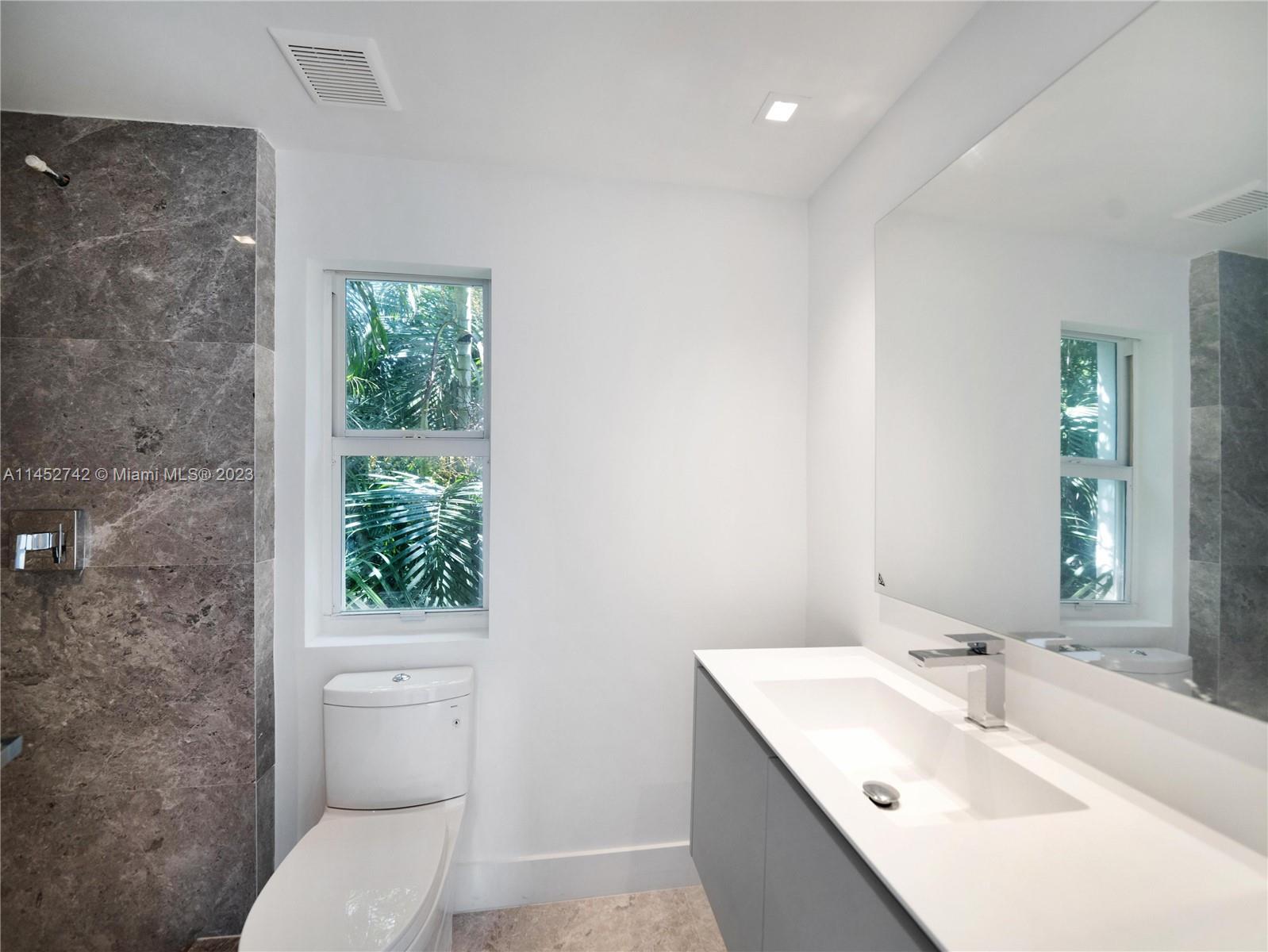 NAUTILUS SUB - Residential