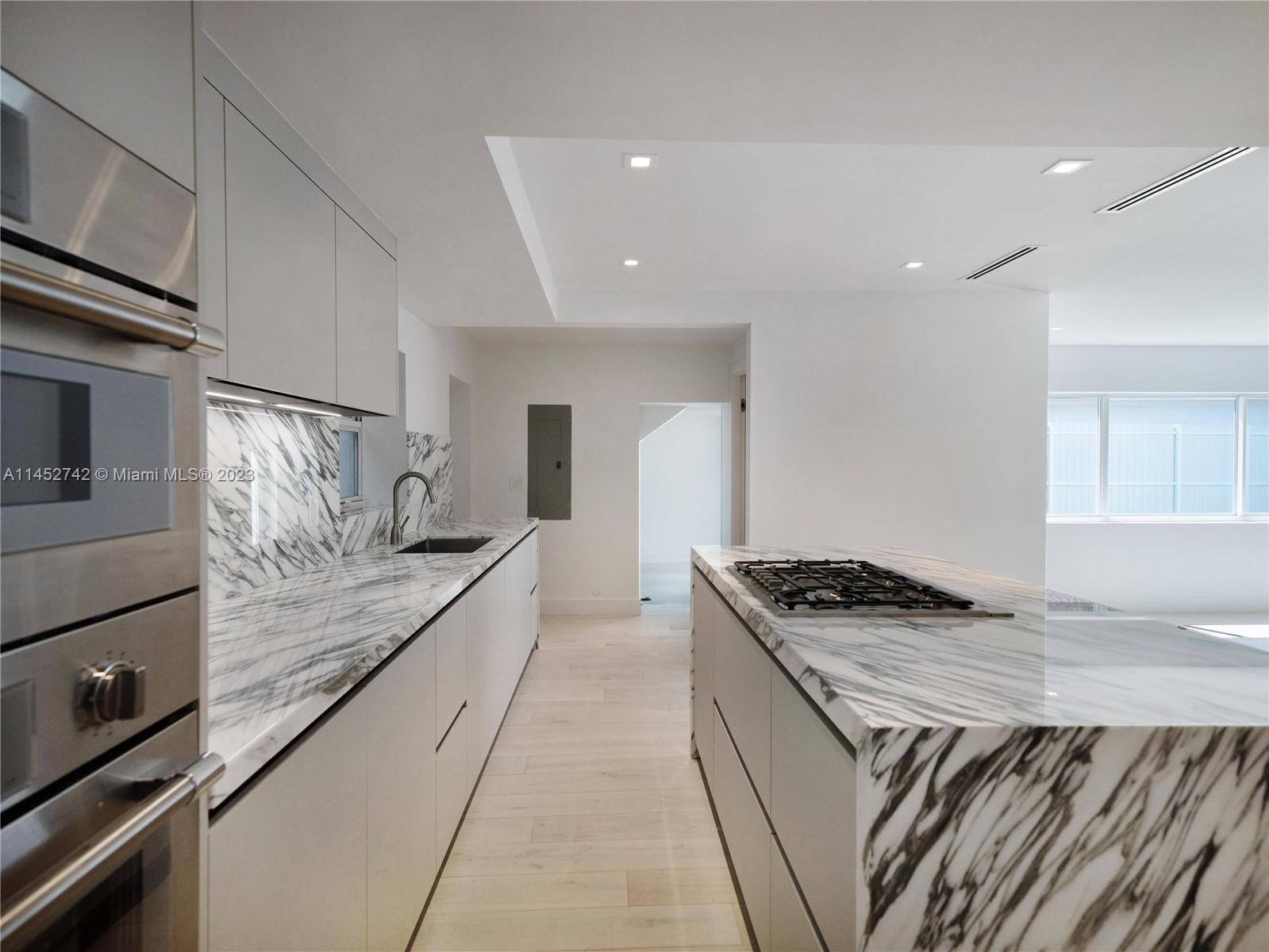 NAUTILUS SUB - Residential