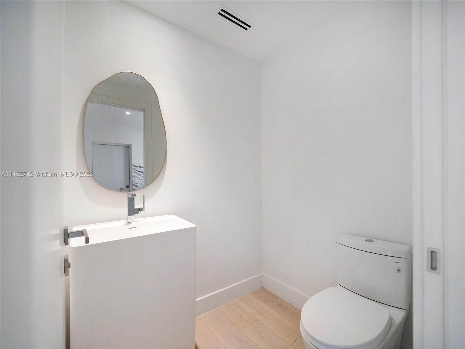 NAUTILUS SUB - Residential