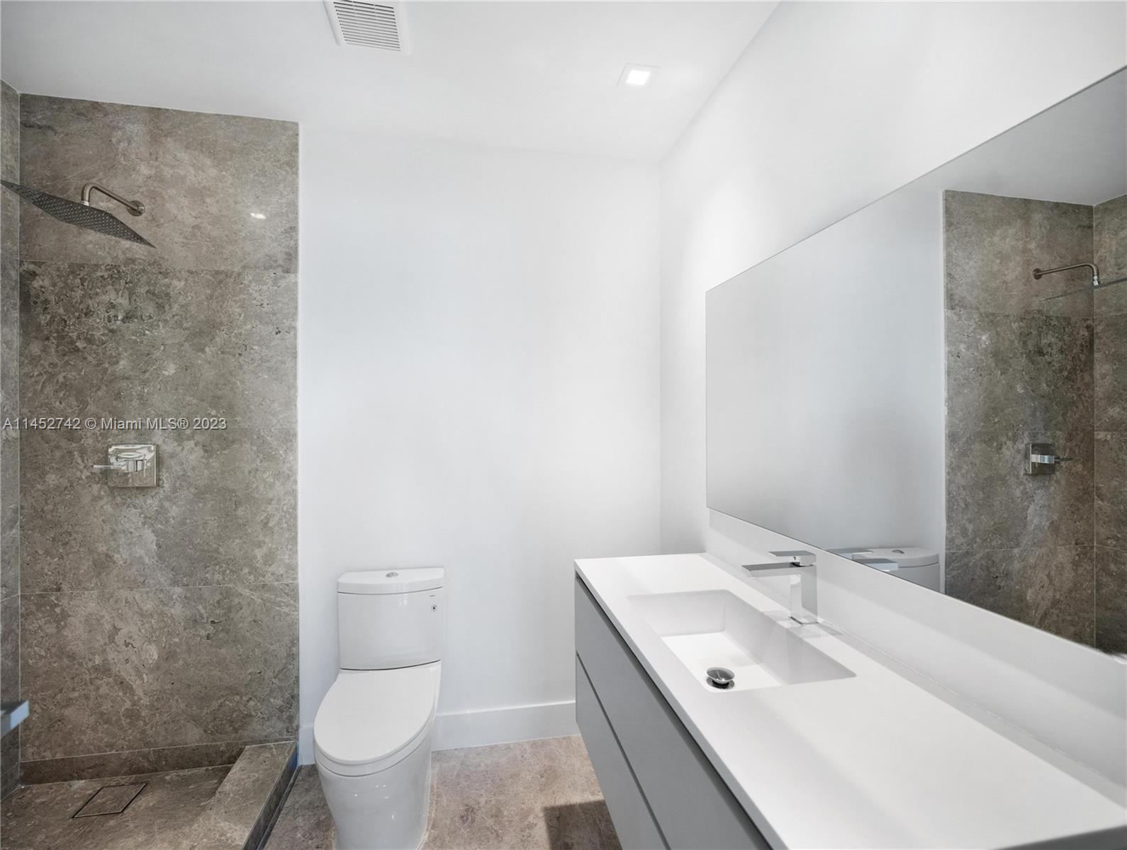 NAUTILUS SUB - Residential