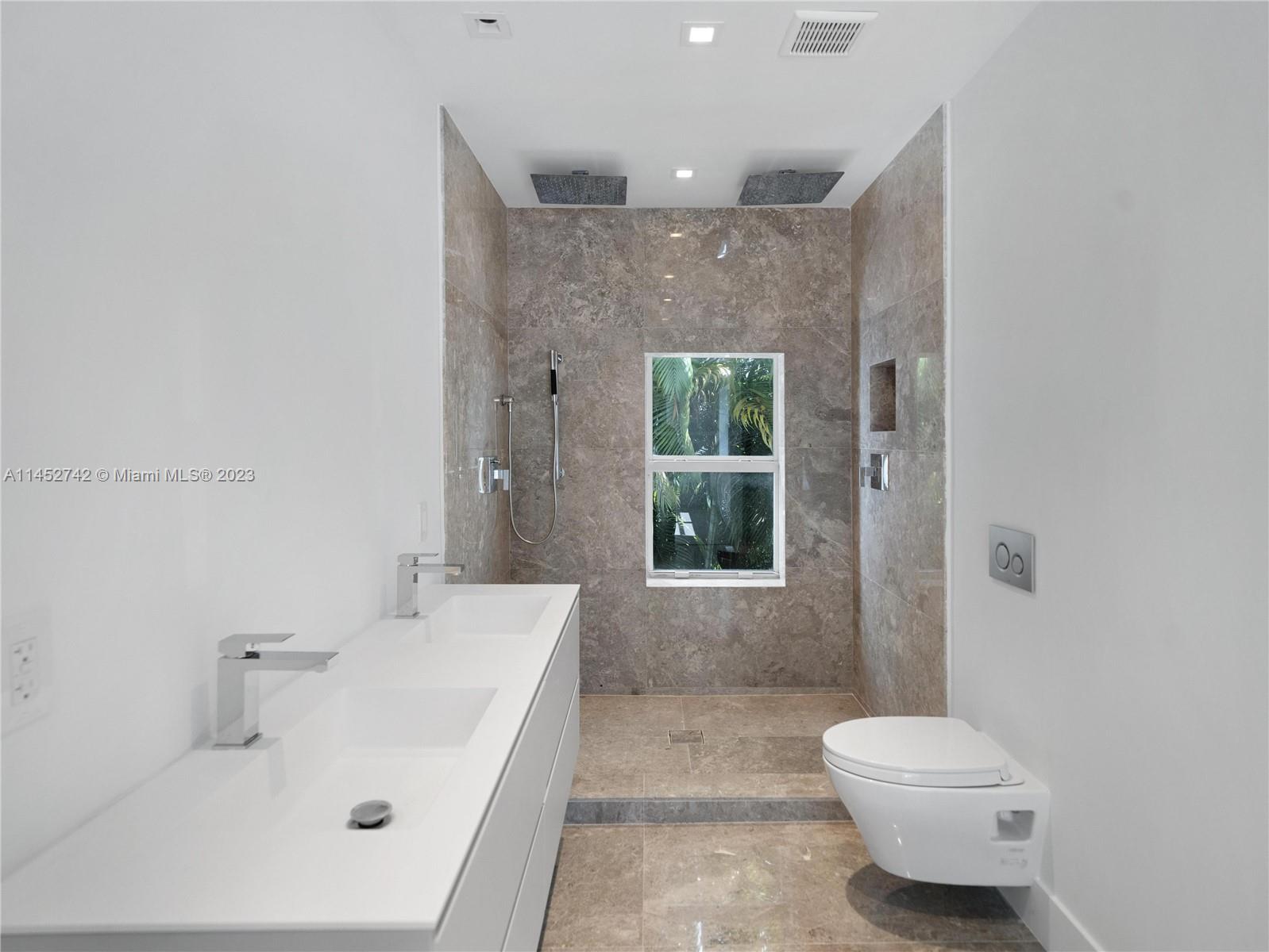 NAUTILUS SUB - Residential