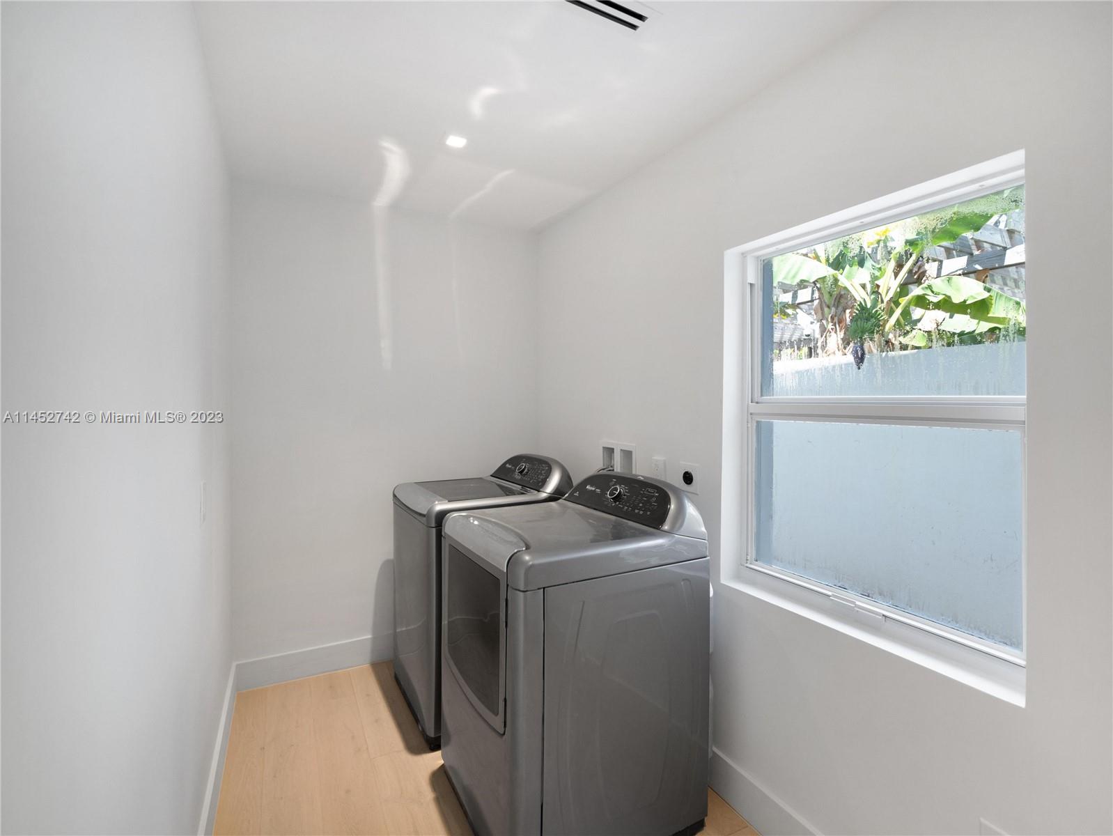 NAUTILUS SUB - Residential