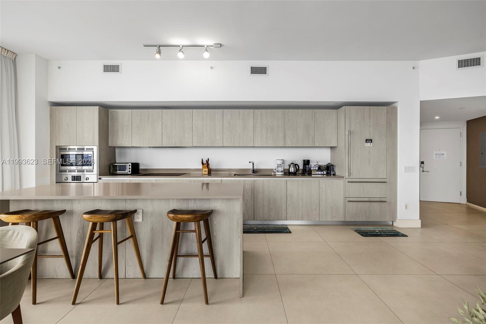 4111 SOUTH OCEAN DRIVE CO - Residential