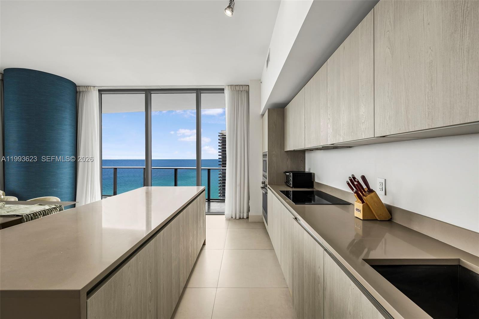 4111 SOUTH OCEAN DRIVE CO - Residential