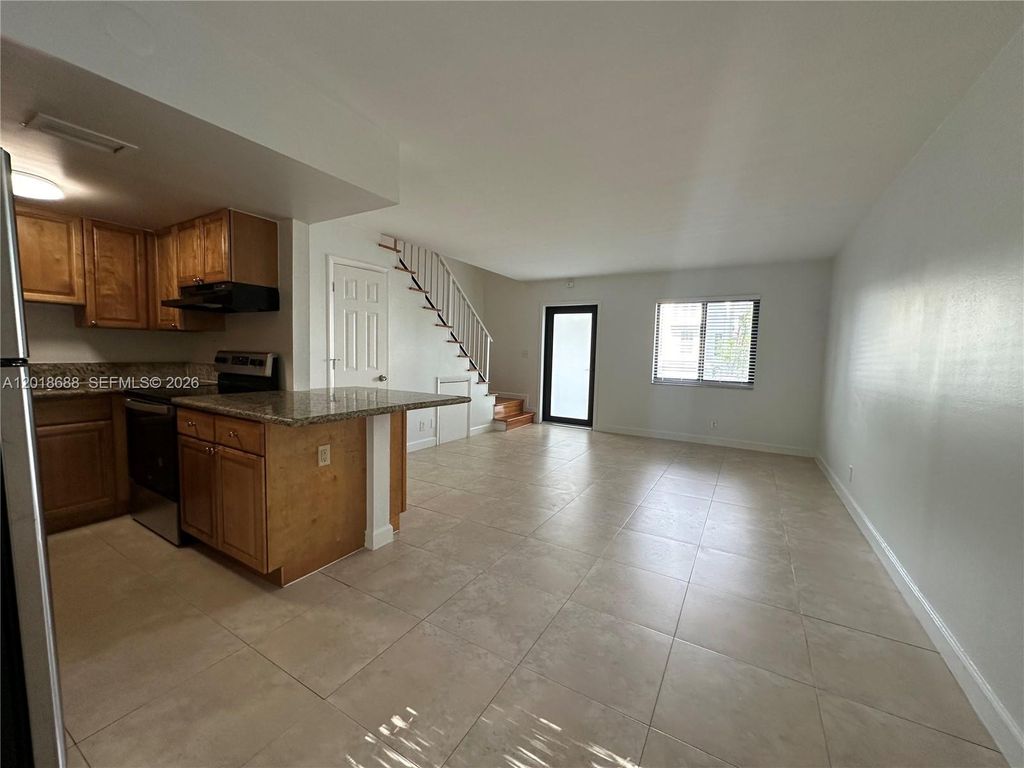 Photo of 2705 NE 9th Ave #203, Wilton Manors, FL 33334 (MLS # A12018688)
