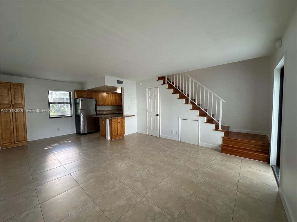 Photo of 2705 NE 9th Ave #203, Wilton Manors, FL 33334 (MLS # A12018688)