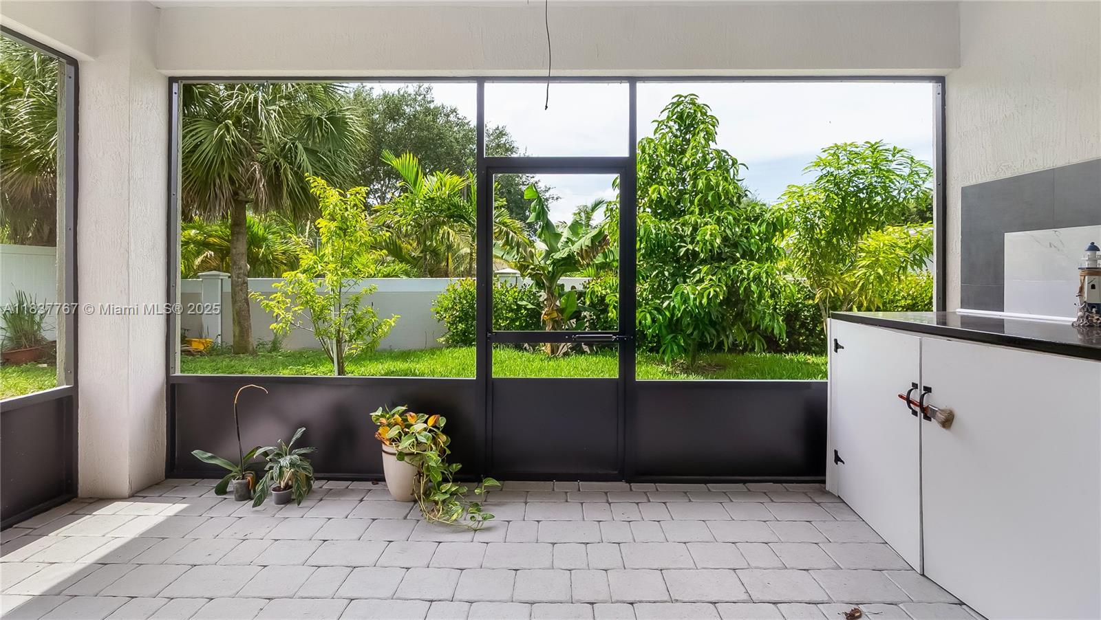 CATALINA ESTATES - Residential