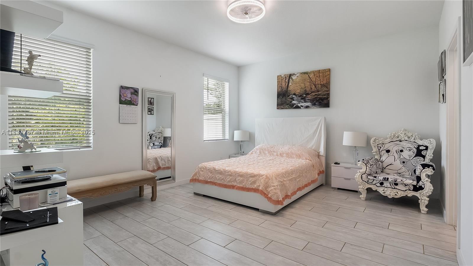 CATALINA ESTATES - Residential