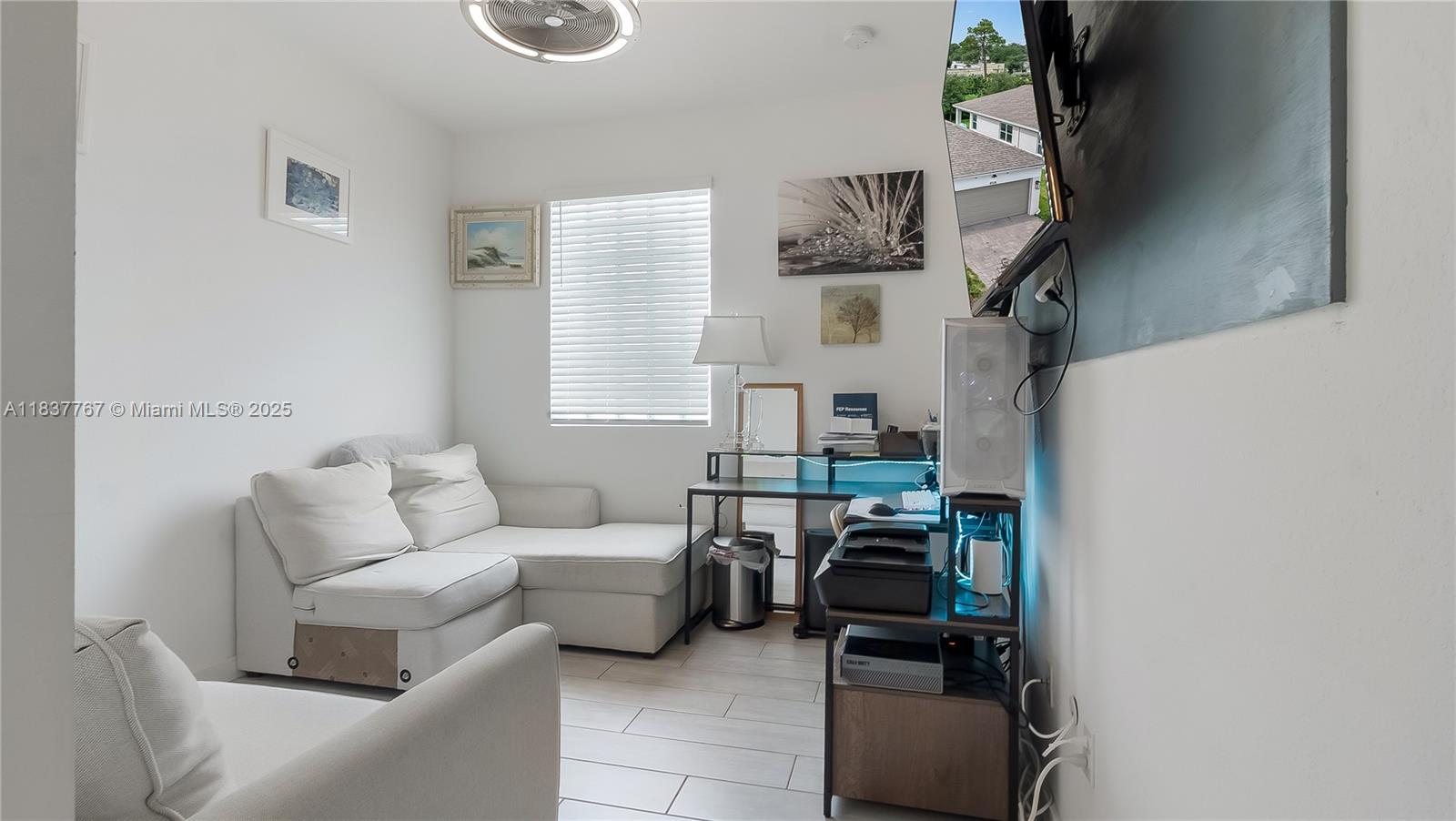 CATALINA ESTATES - Residential