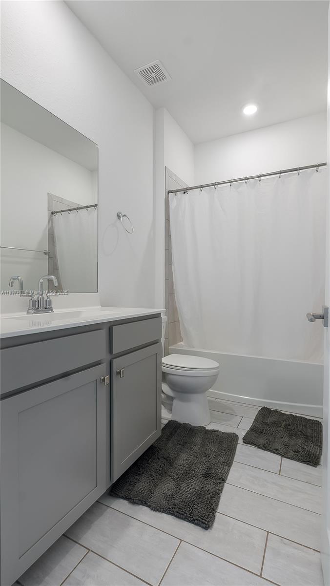 CATALINA ESTATES - Residential