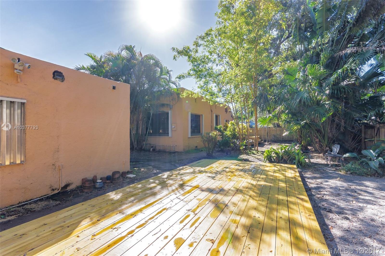 MIAMI SHORES SEC 1 AMD - Residential