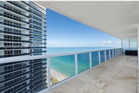BEACH CLUB TWO CONDO - Residential Lease