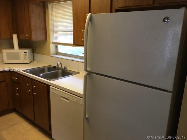 CADILLAC RE-SUB 61-45 B - Residential Lease