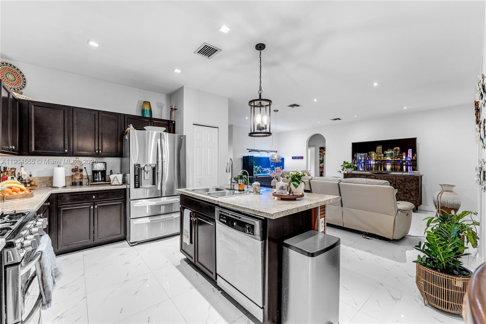 BAYWINDS OF ABACO - Residential