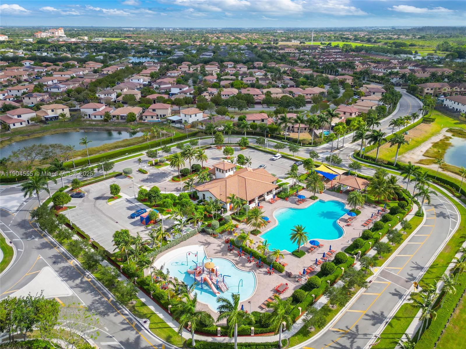 BAYWINDS OF ABACO - Residential