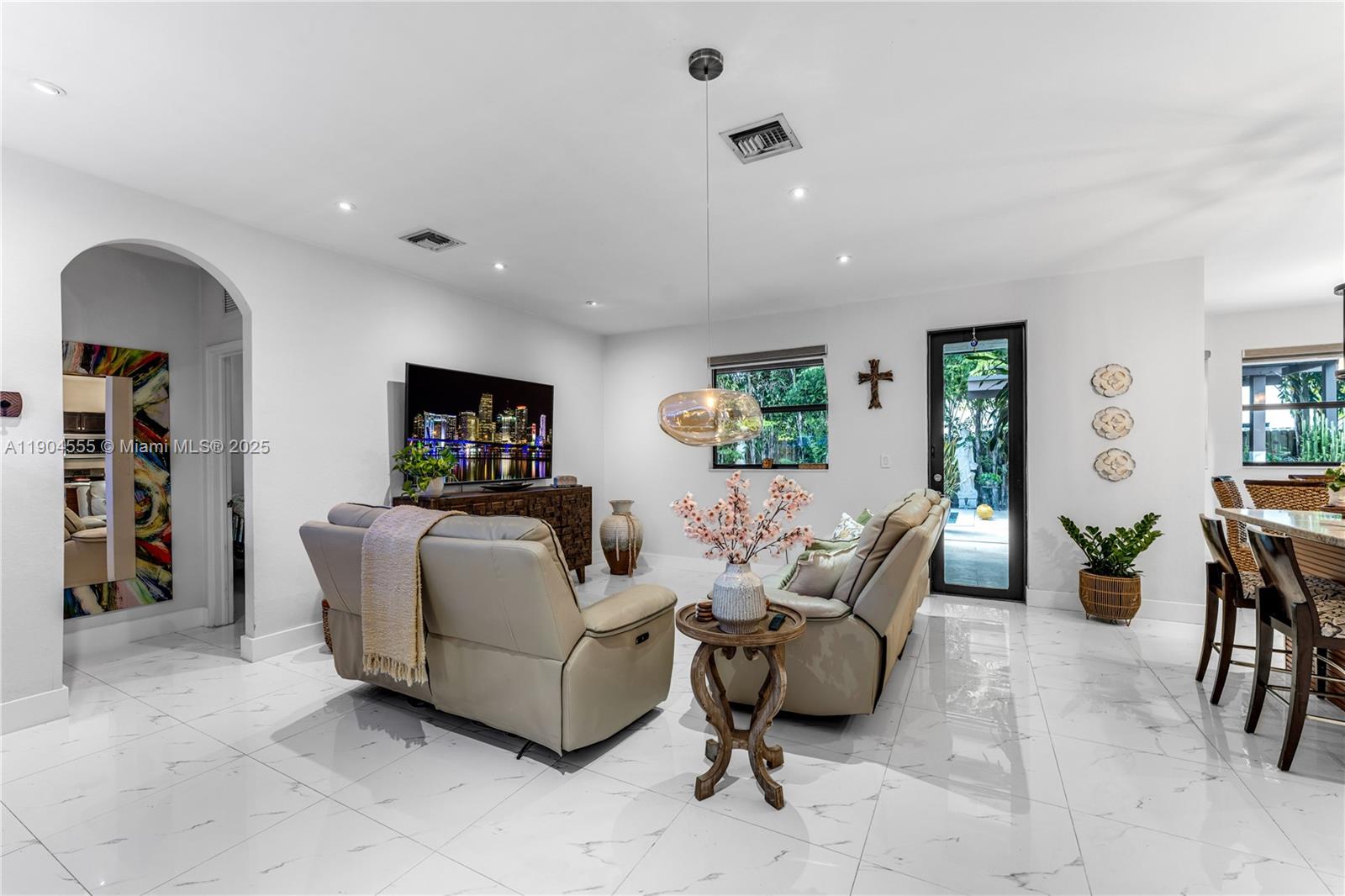 BAYWINDS OF ABACO - Residential