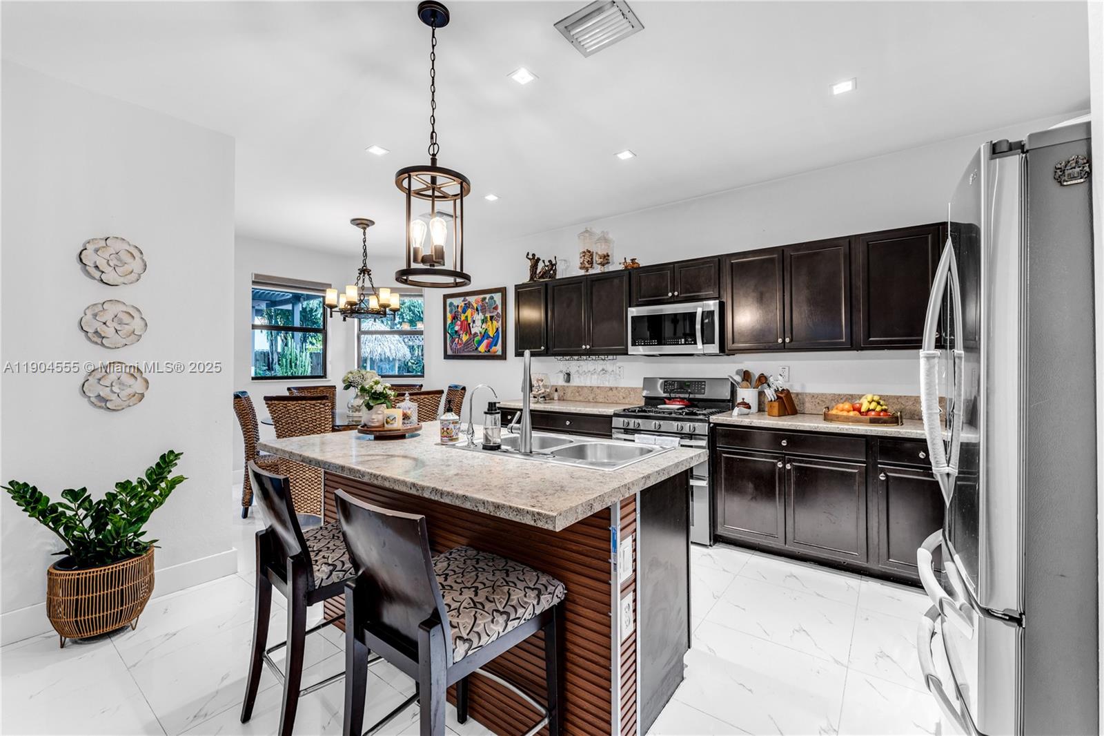 BAYWINDS OF ABACO - Residential