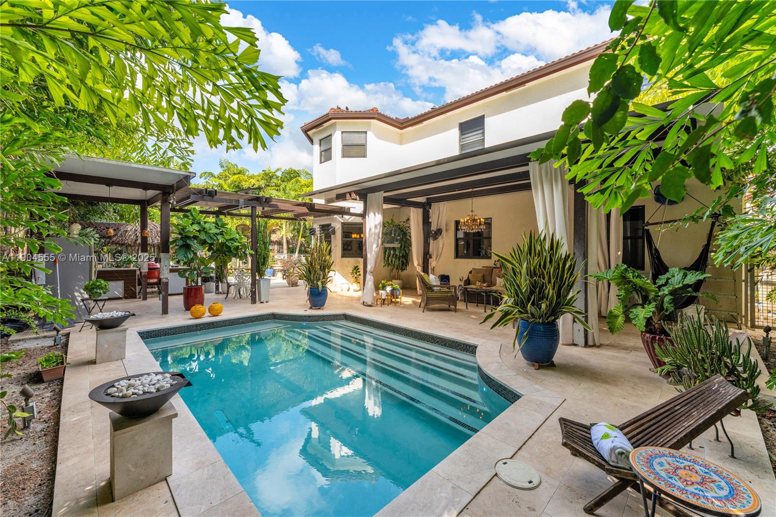 BAYWINDS OF ABACO - Residential