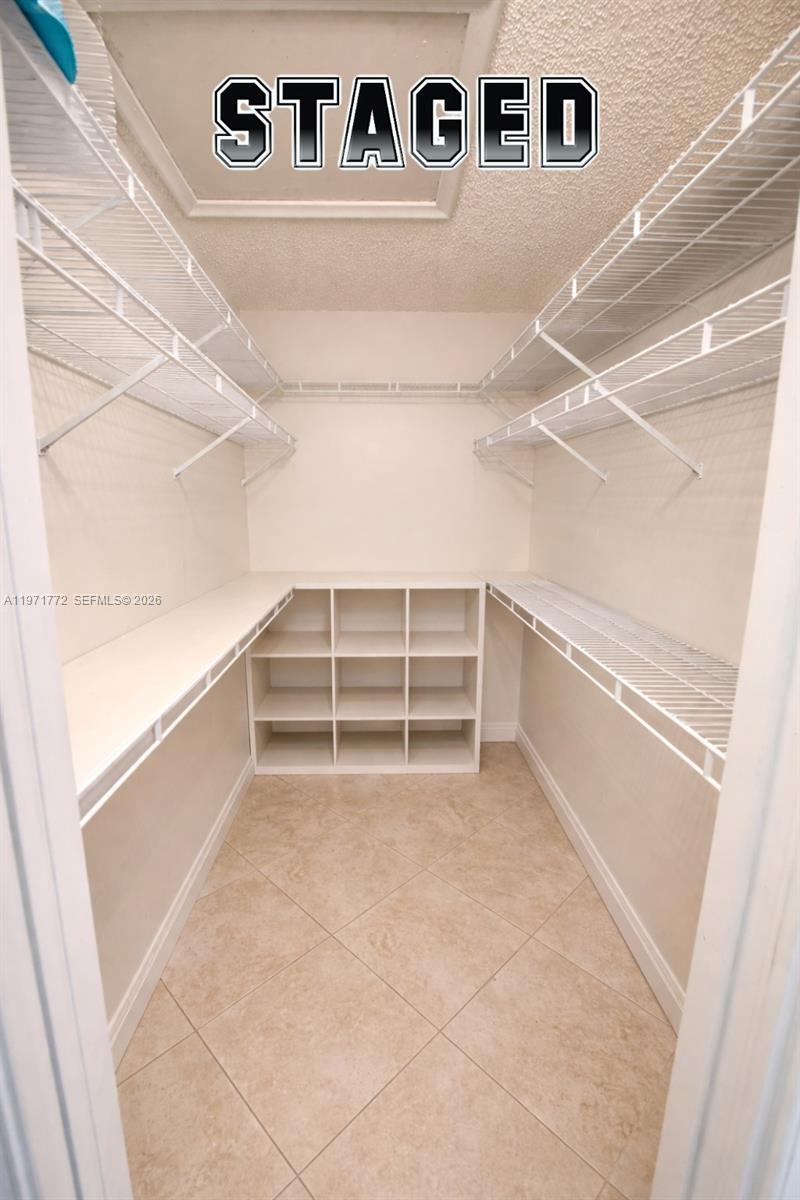 SUNRISE GOLF VILLAGE - Residential