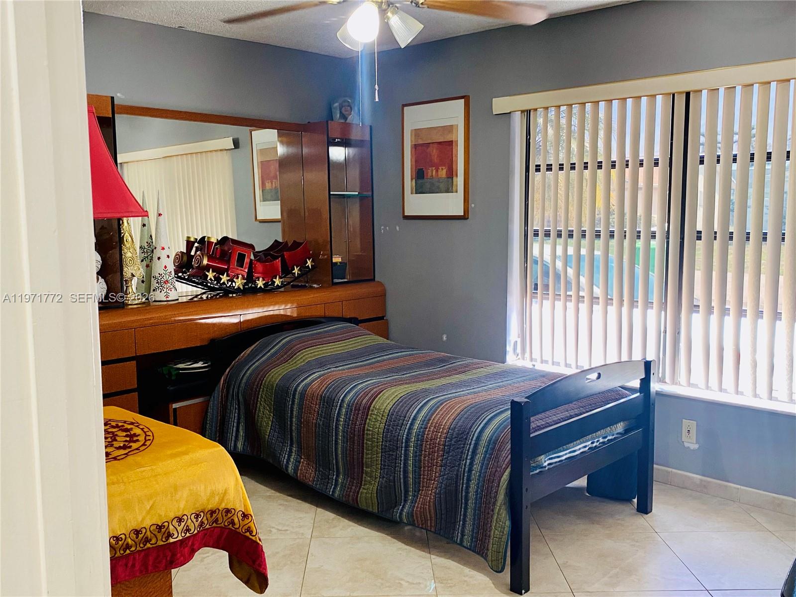 SUNRISE GOLF VILLAGE - Residential