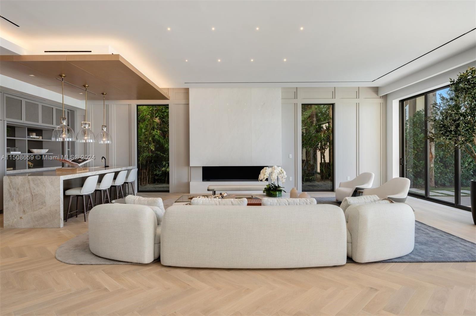 LA GORCE GOLF SUB - Residential